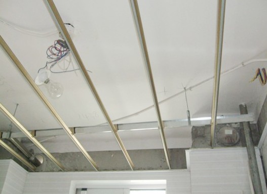 铝扣板吊顶安装示意图铝扣板吊顶安装图片4