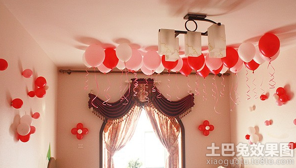 婚房局部墙面气球布置